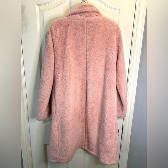 💗Baby Pink Faux Furry Collared Coat w/ Pockets by Angashion Size M💗 - Picture 5 of 14